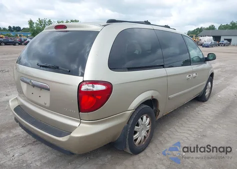 2005 Chrysler Town & Country Touring from USA, damaged, VIN 2C4GP54L05R314188